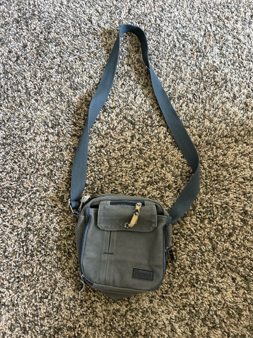 Harwish canvas purse